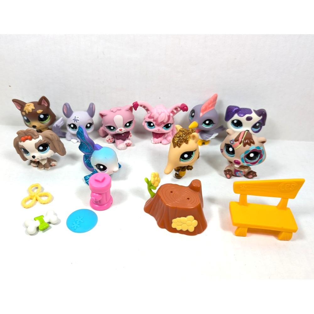 Authentic Littlest Pet Shop Collectors 10 Pack Set with Accessories #2129-2138